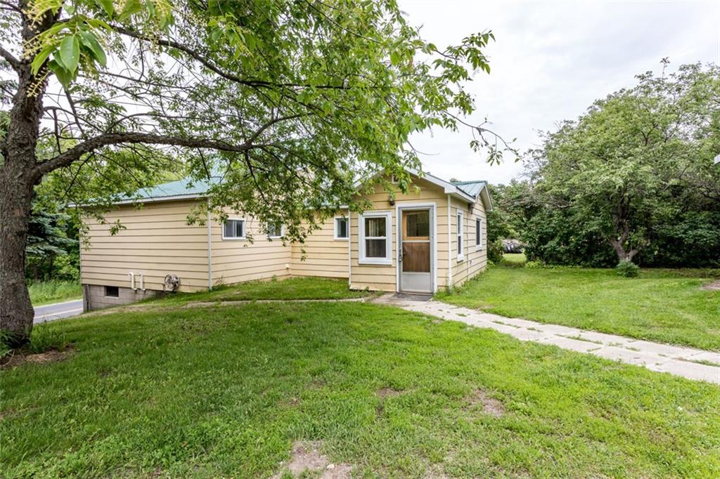 249 ELPHIN MABERLY RD 249 ELPHIN MABERLY RD