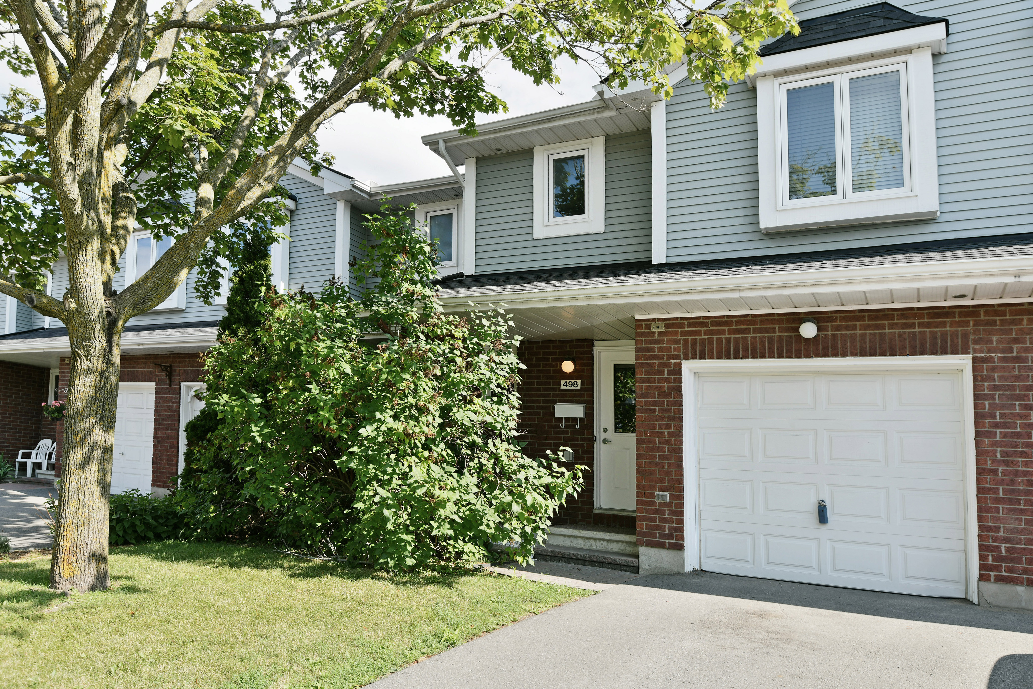 498 Valade Crescent 498 Valade Crescent